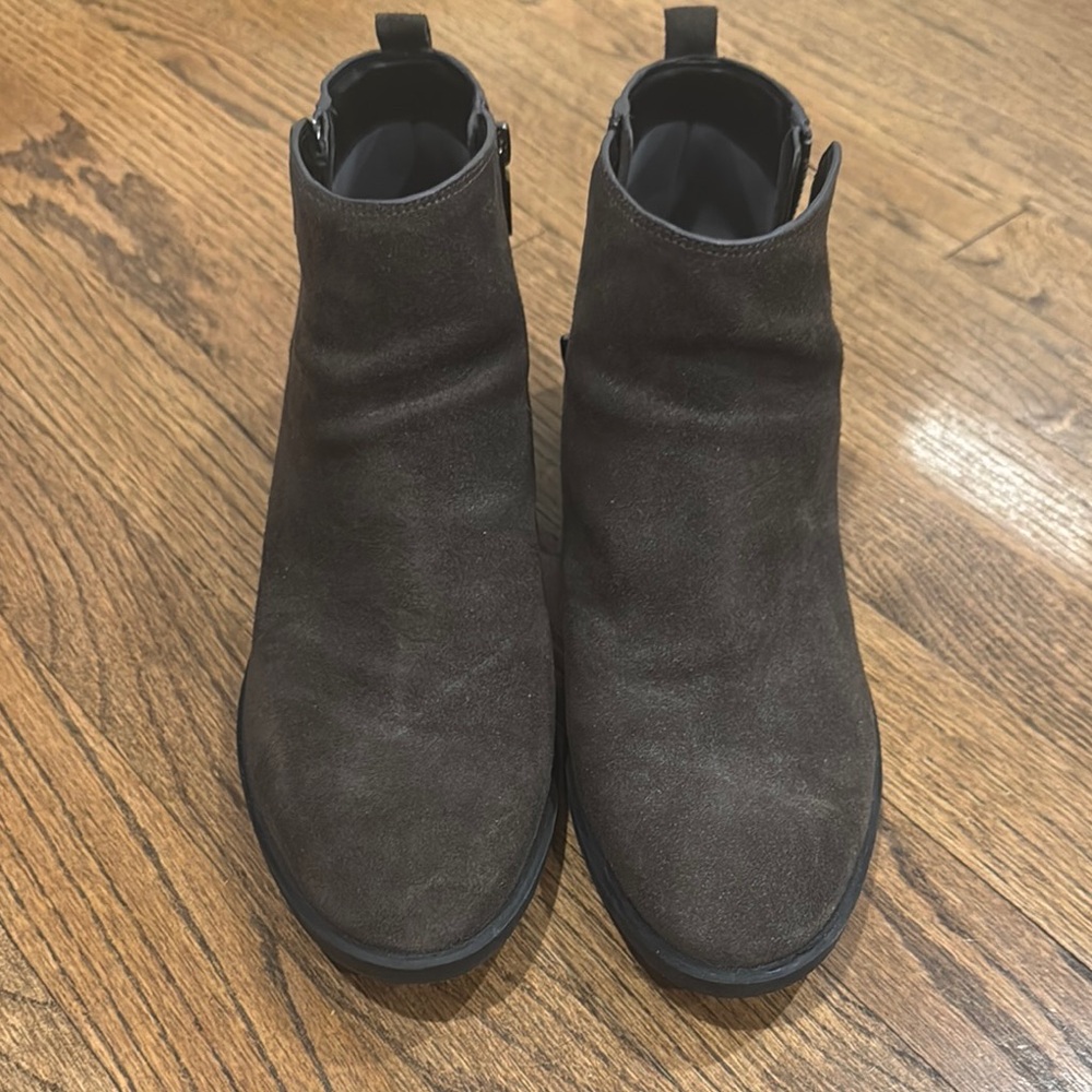 Kenneth Cole New York Dark Brown Ankle Boots